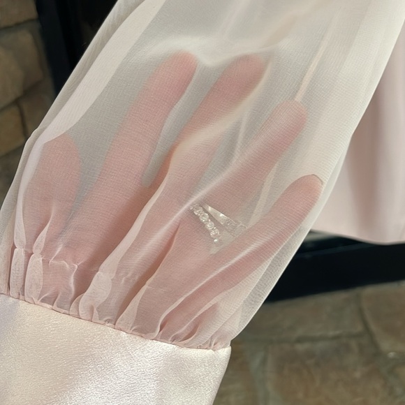 J. R. Nites Woman pink tuxedo-like embellished jacket and skirt. Size 16W - Picture 6 of 16